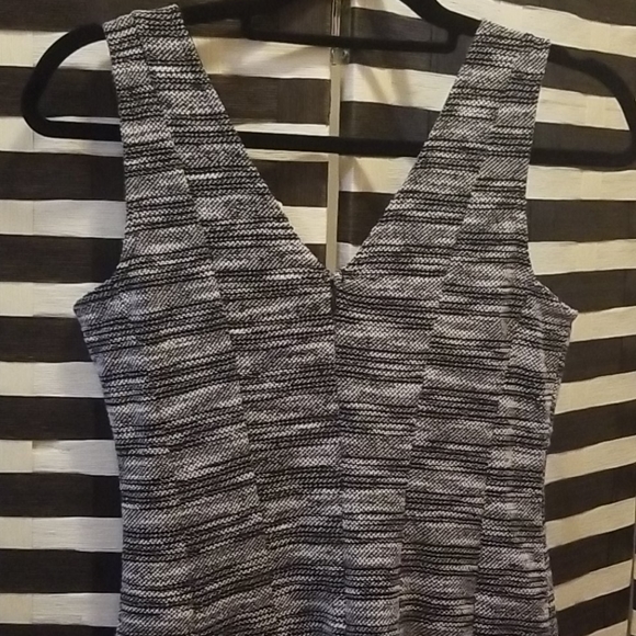 Banana Republic mermaid hem tweed look dress - Picture 5 of 5